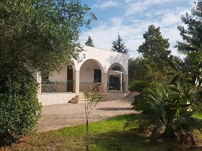 Casa con 6 locali in vendita in Contrada Antonelli, Monopoli