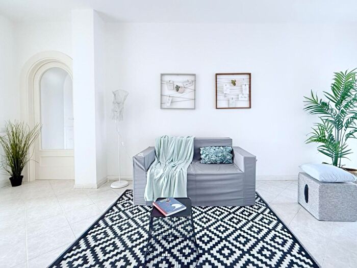 Appartamento trilocale in vendita in Bibbona