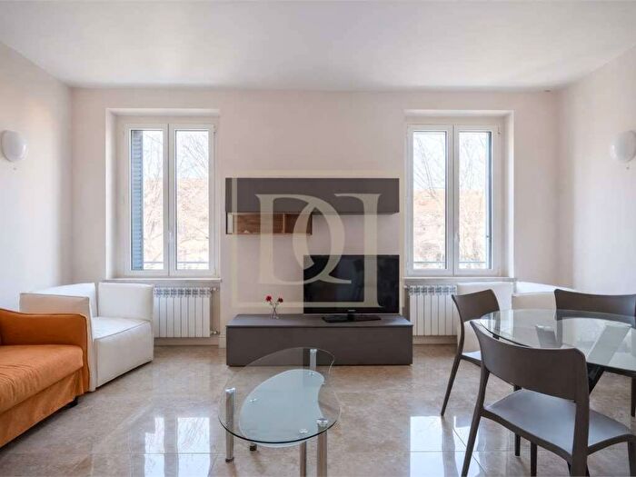 Appartamento trilocale in affitto in Viale Premuda, Piave Tricolore, Milano