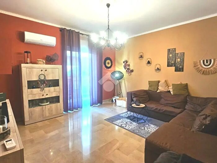 Appartamento quadrilocale in vendita in Via Giovan Battista Ughetti, Palermo