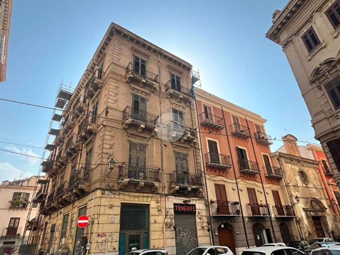 Appartamento monolocale in affitto in Via S Cristoforo, Kalsa, Palermo