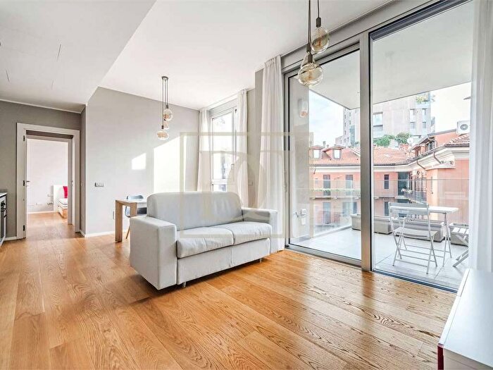 Appartamento bilocale in affitto in Via Capelli, Garibaldi Corso Como, Milano