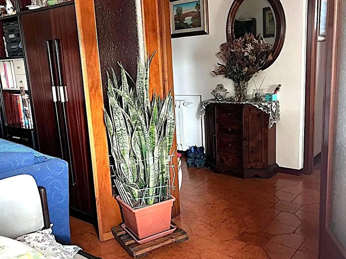 Appartamento con 6 locali in vendita in Capannori