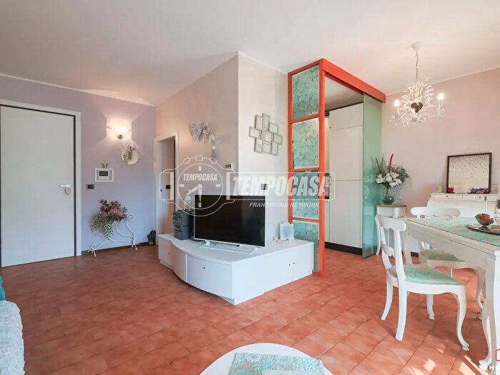 Appartamento quadrilocale in vendita in Viale Riace, Riccione