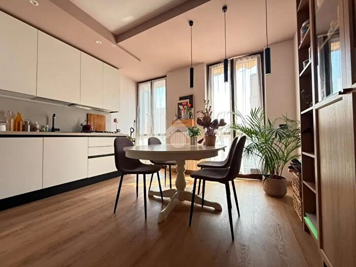 Appartamento trilocale in vendita in Via Enrico Felisari, Castelleone