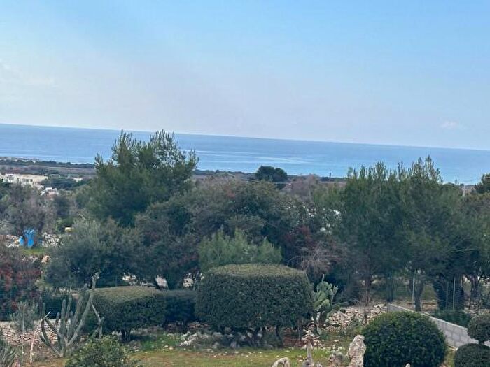 Casa quadrilocale in vendita in Via Giovanni Boccaccio, Salve