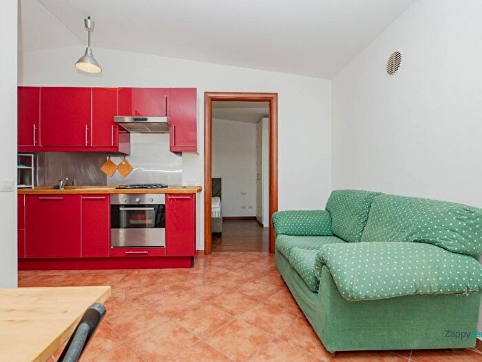 Appartamento bilocale in affitto in Via Giuseppe Gianella, Baggio, Milano