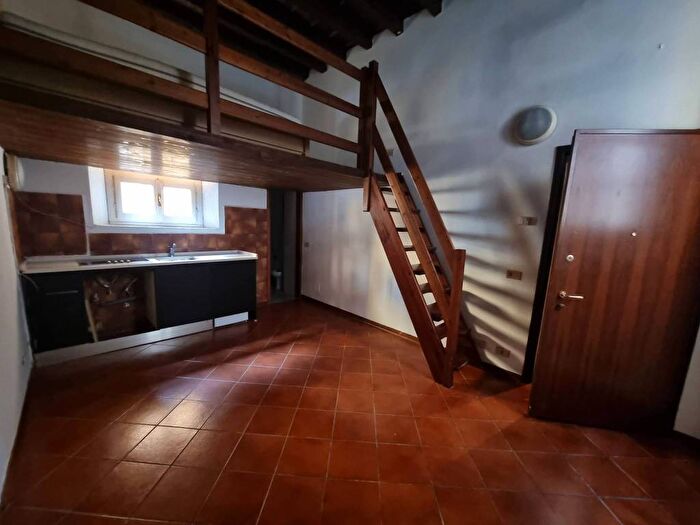 Appartamento monolocale in affitto in Centro Storico, Pavia