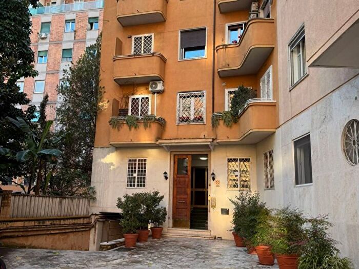 Appartamento bilocale in affitto in Viale Angelico, Mazzini Delle Vittorie, Roma