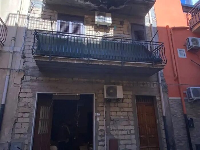 Appartamento quadrilocale in vendita in Via Carignano, Scordia