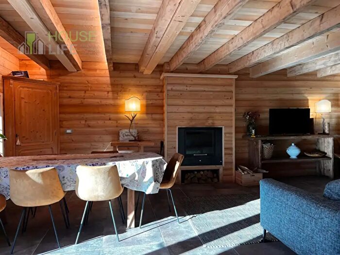 Casa con 5 locali in vendita in Via XXVII Aprile, Roana