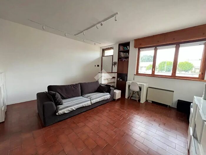Casa trilocale in vendita in Via Corsico, Vigevano