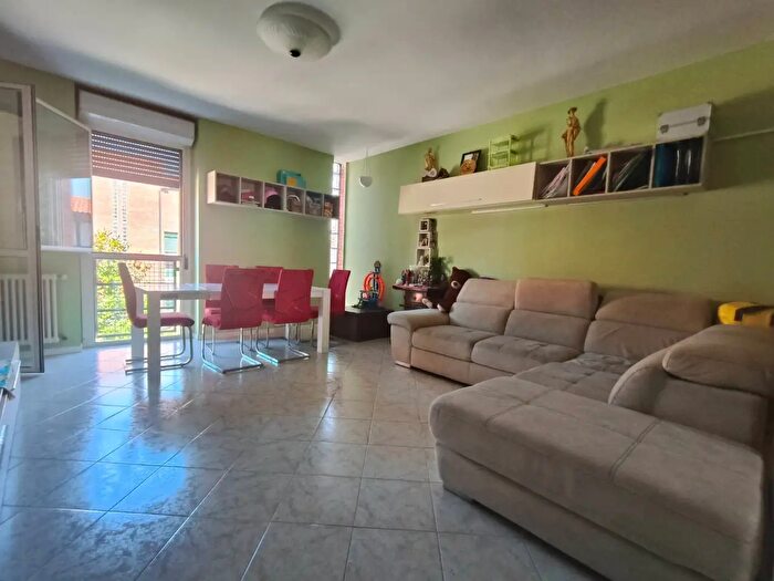 Appartamento quadrilocale in vendita in Via della Scopaia, Livorno