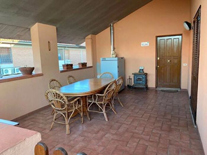 Appartamento con 6 locali in vendita in Via dellAirone, Grosseto