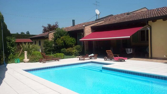 Appartamento quadrilocale in vendita in Curtatone