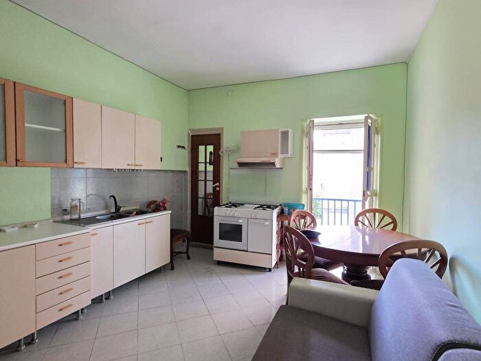 Appartamento bilocale in affitto in Anfiteatro, Pozzuoli