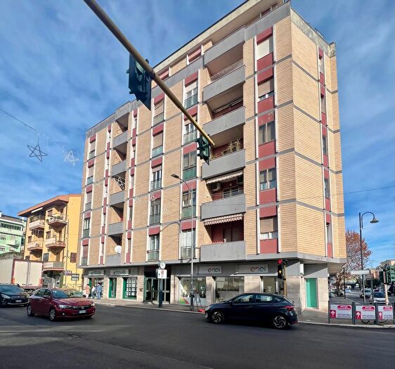 Appartamento con 6 locali in vendita in Corso Umberto I, Montesilvano