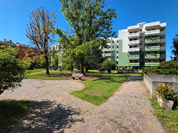 Appartamento quadrilocale in vendita in Via Giovanni De Medici, Cesano Maderno