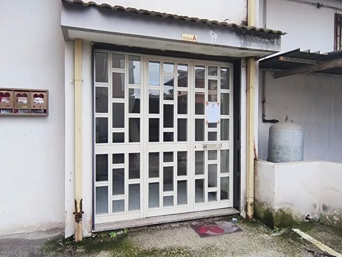 Appartamento trilocale in vendita in Via Lazzaro Spallanzani, Giugliano In Campania