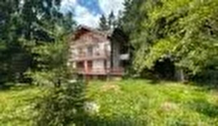 Appartamento quadrilocale in vendita in Castione Della Presolana