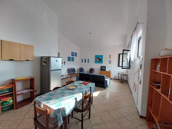 Appartamento trilocale in vendita in Cetraro