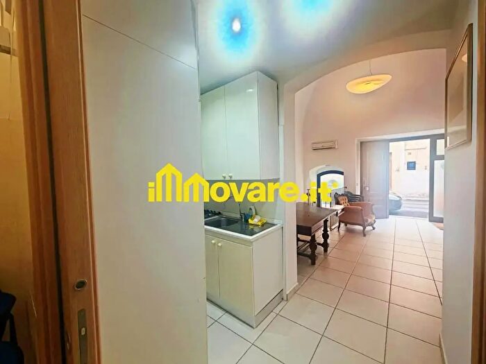 Appartamento bilocale in vendita in Via Oriente, Triggiano