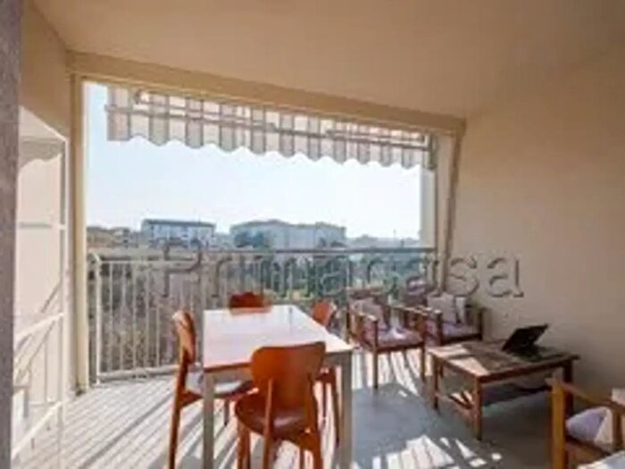 Appartamento trilocale in vendita in Via Benozzo Gozzoli, Milano