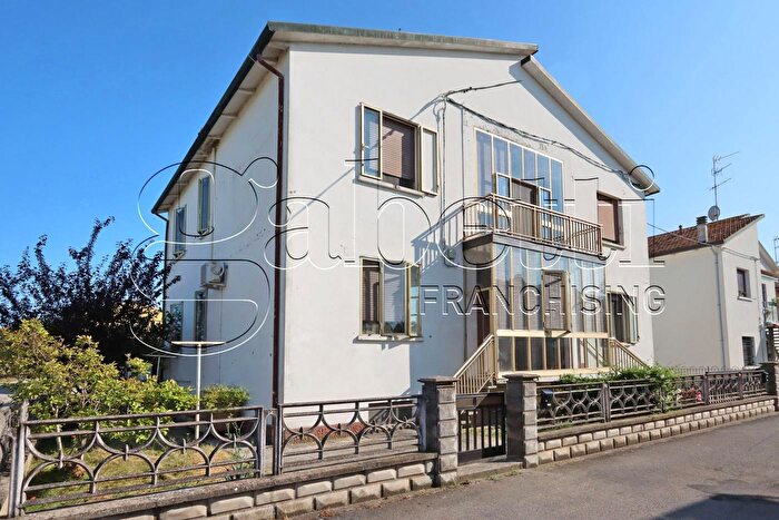 Casa quadrilocale in vendita in Via Mantova, Vigarano Mainarda