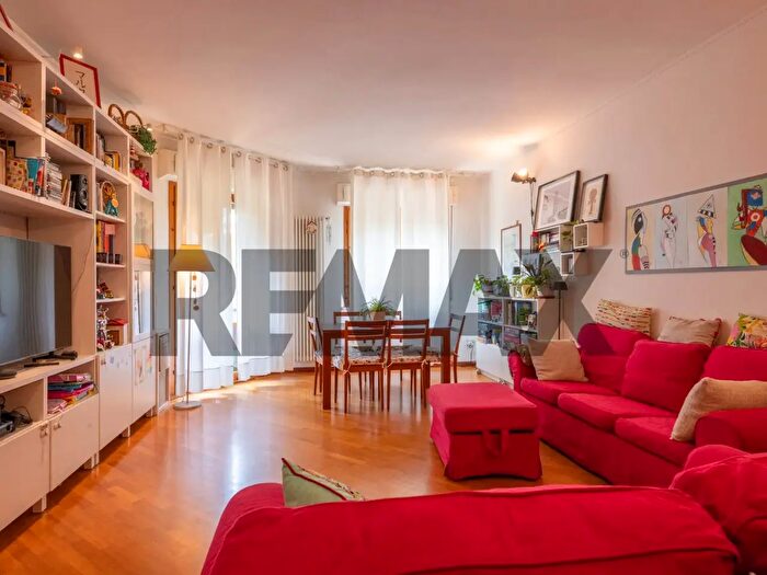 Appartamento con 5 locali in vendita in Pisa
