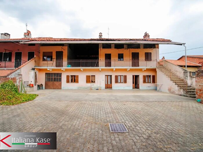 Casa con 5 locali in vendita in Via Maria Letizia, Foglizzo