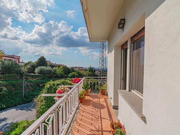 Appartamento quadrilocale in vendita in Via Olivella, Albano Laziale