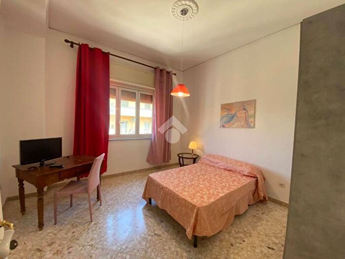 Appartamento con 5 locali in affitto in Via Luigi Manfredi, Oreto Perez, Palermo