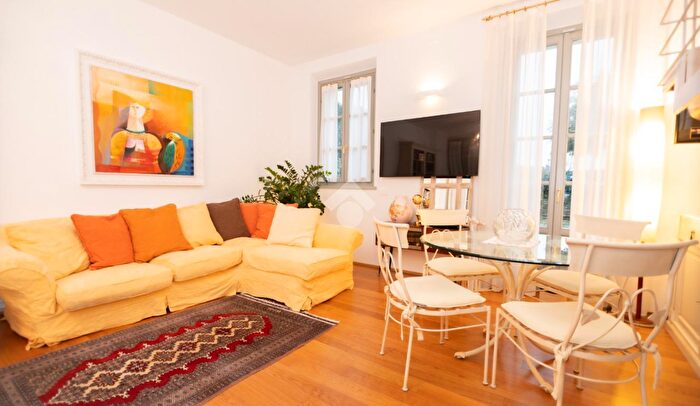 Casa con 5 locali in vendita in Via Cascina Vione, Basiglio