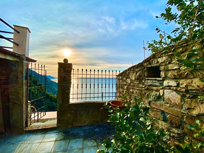 Casa bilocale in vendita in La Spezia