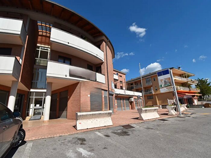 Appartamento con 7 locali in vendita in Sala Consilina