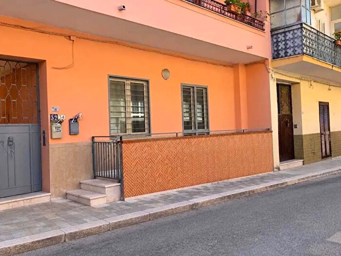 Appartamento trilocale in vendita in Via Bellini, Cesa