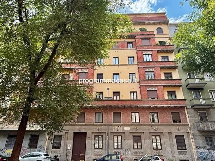 Appartamento trilocale in vendita in Via Giovanni Pacini, Milano