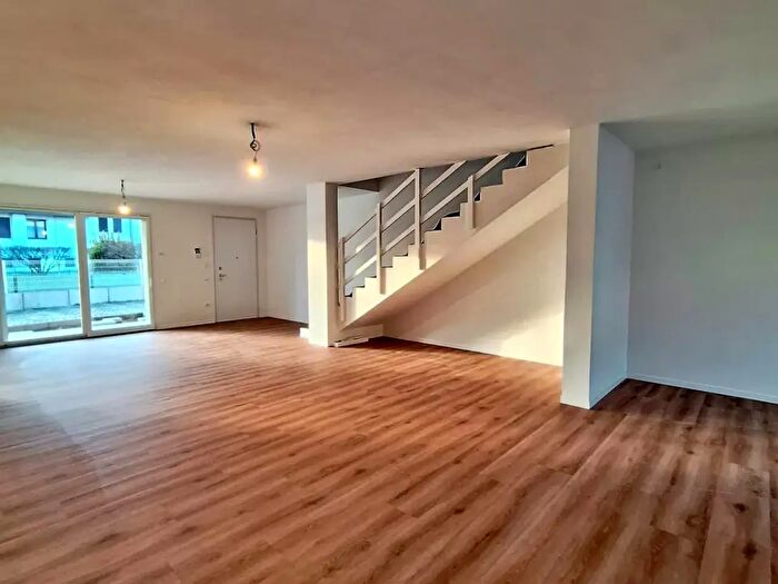Casa quadrilocale in vendita in Via Rasega, Camisano Vicentino