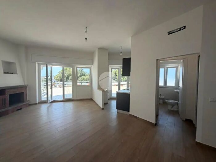 Appartamento trilocale in vendita in Viale del Sole, Anzio
