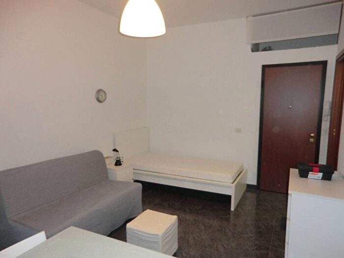 Appartamento monolocale in affitto in Via Novembre, Corsico