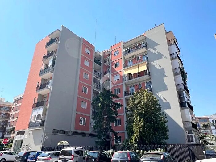 Appartamento quadrilocale in vendita in Via Papa Urbano VI, Bari