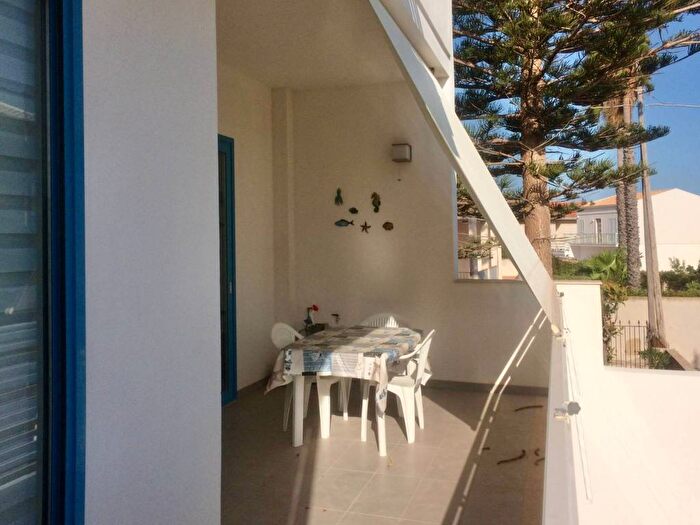 Appartamento trilocale in affitto in Via Mondello, Santa Barbara Gesuiti, Ragusa