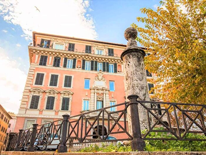Appartamento bilocale in affitto in Piazza del Porto di Ripetta, Montecitorio, Roma