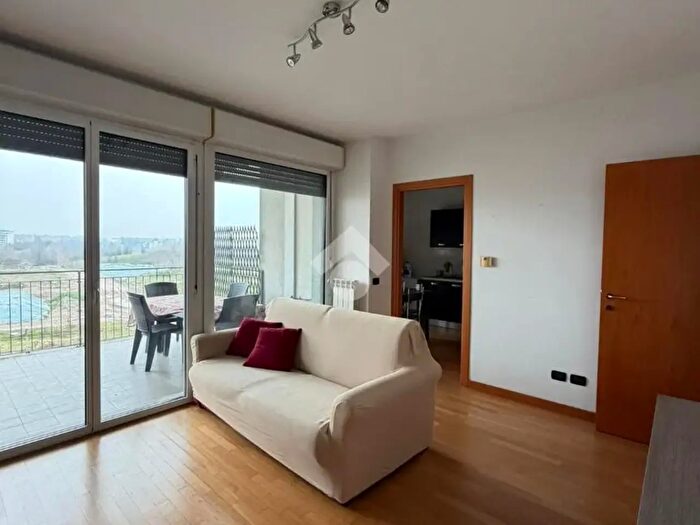 Appartamento bilocale in affitto in Via Andrea E Pietro Cascella, Milano