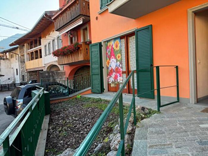 Appartamento bilocale in vendita in Via Camillo Benso di Cavour, Piario