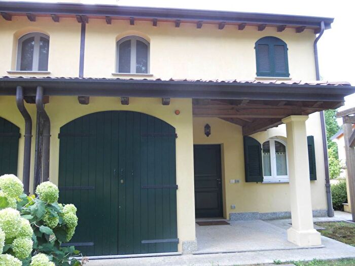 Casa trilocale in affitto in Via SantIsidoro, Centro, Bogogno