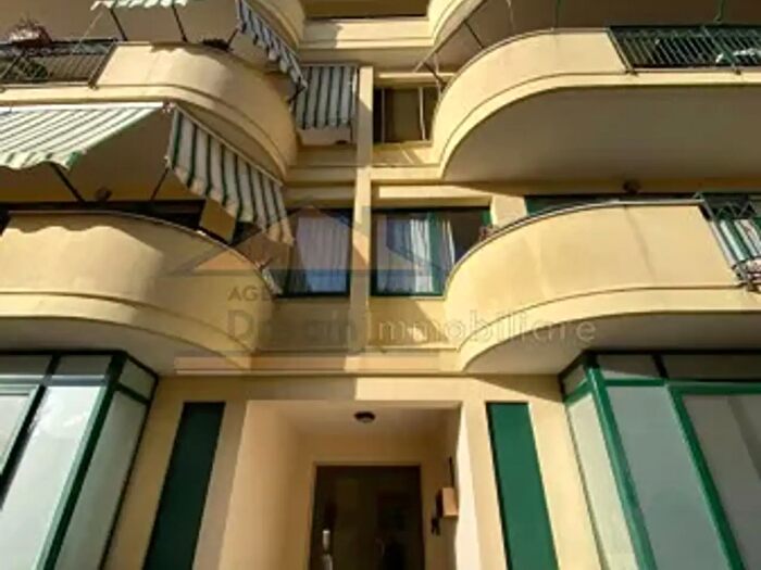 Appartamento quadrilocale in vendita in Via della Resistenza, Villaricca