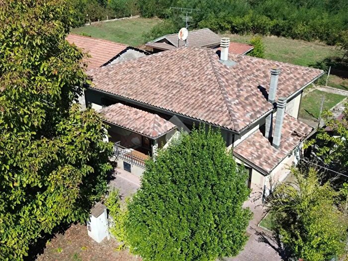 Casa trilocale in vendita in Colle Petrella, Valmontone