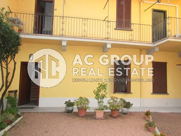 Appartamento bilocale in affitto in Via Varese, Saronno