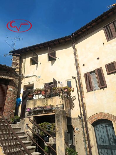 Casa trilocale in vendita in San Leolino, Bucine